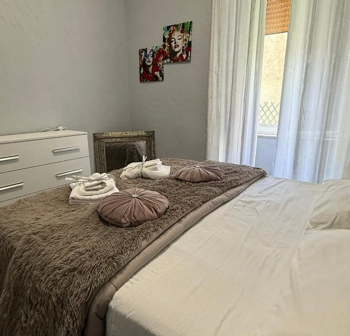 Appartamento Lulu'S House Napoli 0*,